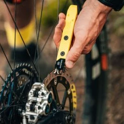 Magura Wolf Tooth Multitool -Chainrings & Sprockets Shop magura wolf tooth multitool with brake disc alignment tool 3840x2160 scaled