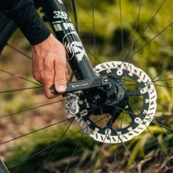 Magura Wolf Tooth Multitool -Chainrings & Sprockets Shop magura wolf tooth multitool with swivel ball head 3840x2160