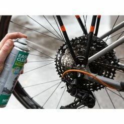 Motorex Easy Clean - Chain And Parts Cleaner 7 Motorex Easy Clean - Chain And Parts Cleaner -Chainrings & Sprockets Shop motorex easy clean in use 3 3840x2160